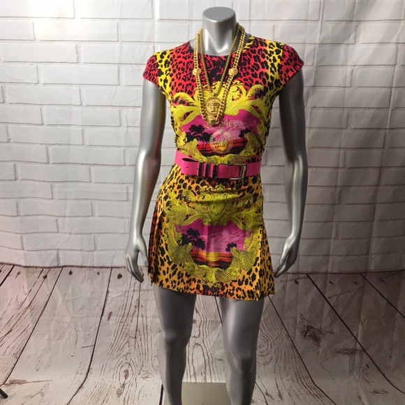 VERSACE - Picture 4 of 6